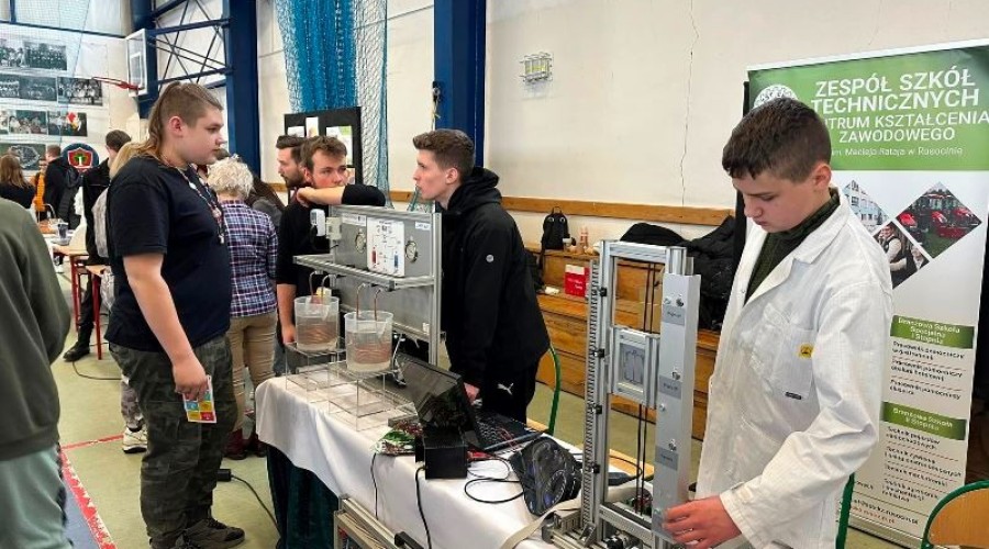 targi edukacyjne nowy dwór gd (12)