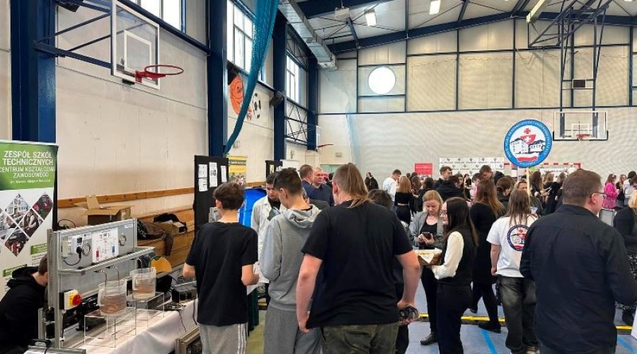 targi edukacyjne nowy dwór gd (14)