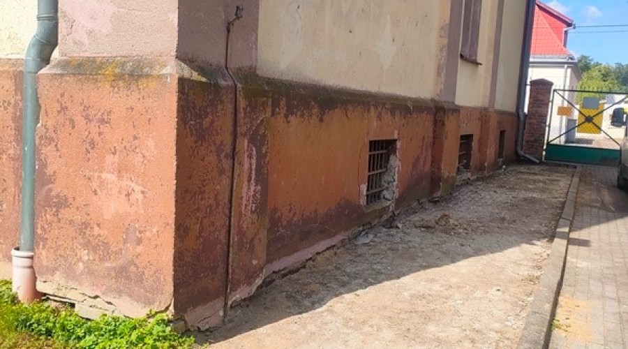 Nowy Dwór Gdański. Rozpoczęły się prace remontowe w Liceum Ogólnokształcącym. (3)