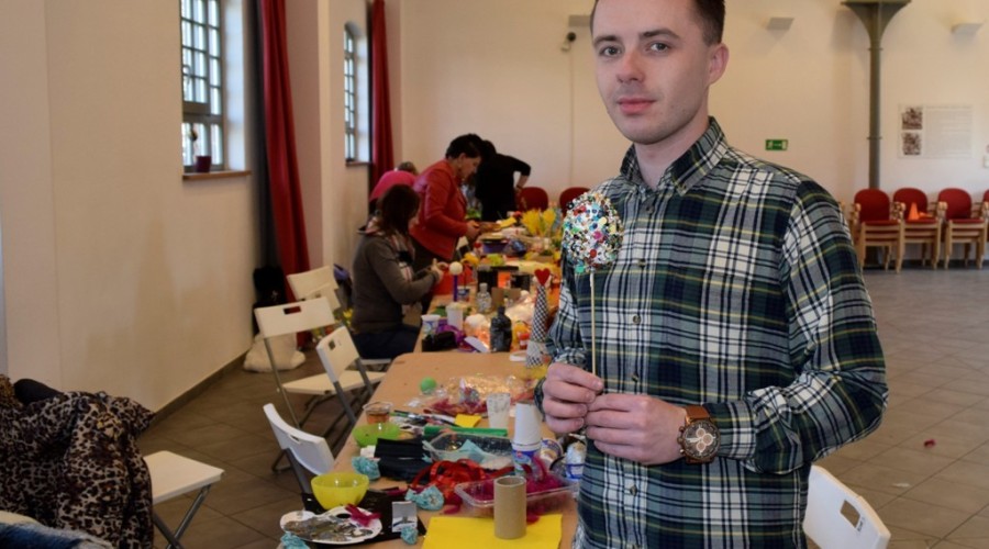 Fabryka ozdób wielkanocnych3720