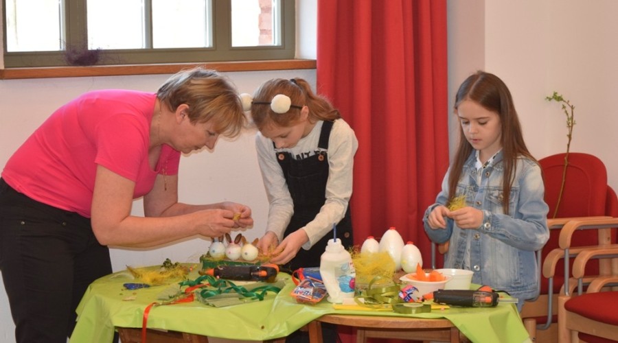 Fabryka ozdób wielkanocnych3722