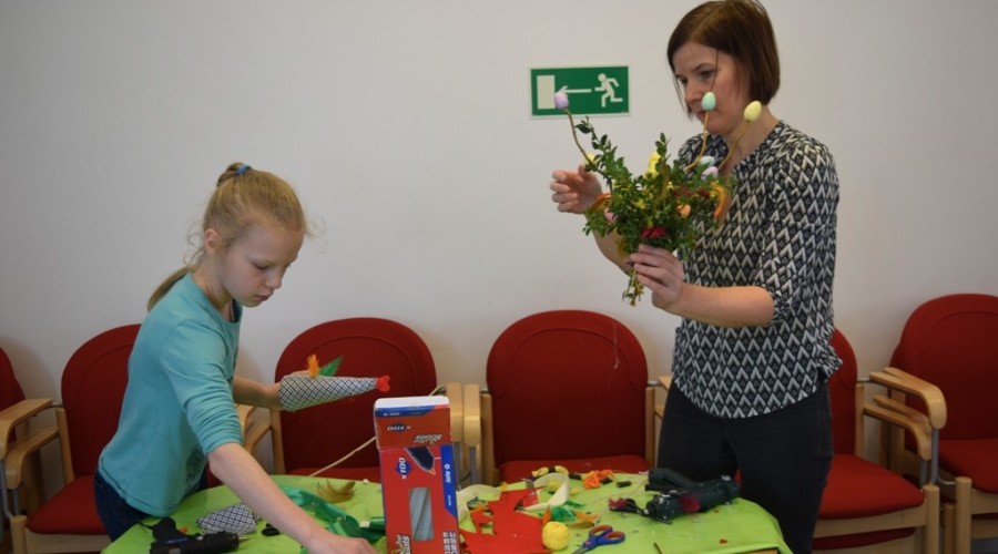 Fabryka ozdób wielkanocnych3725