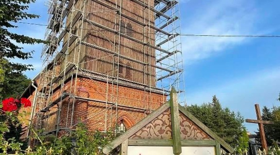 remont kościoła w Marynowach02