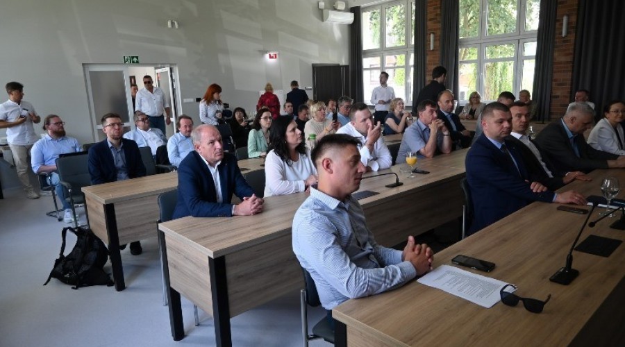 Nowy Dwór Gd. Parlamentarzyści odwiedzili Żuławy (7)