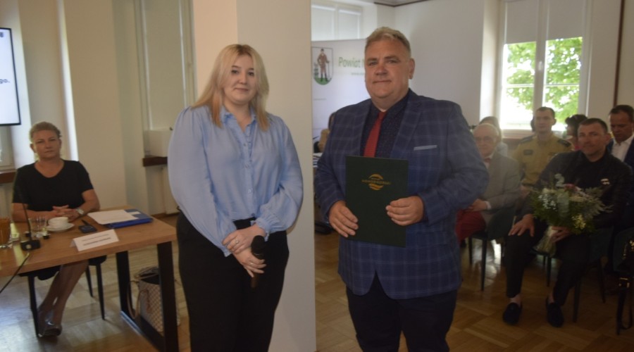 I SESJA rADY powiatu (3)