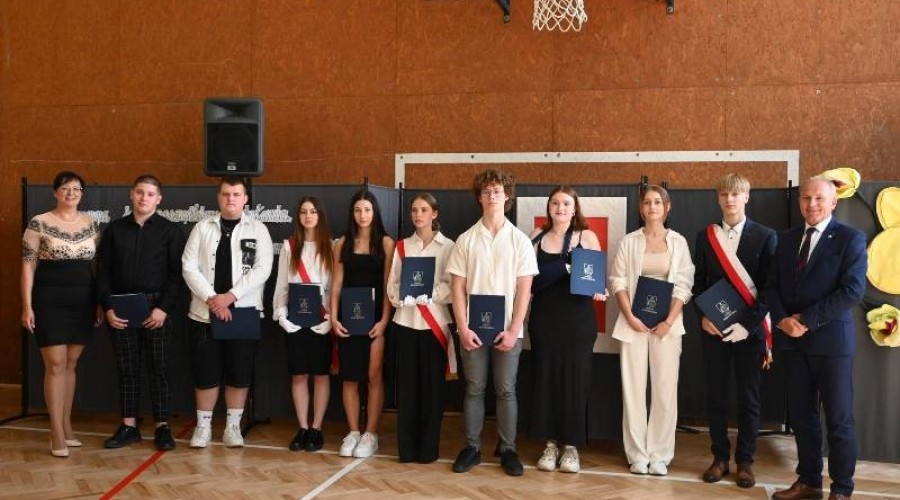 zakonczenie roku szkolnego zespol szkol 2023- 2024 (11)