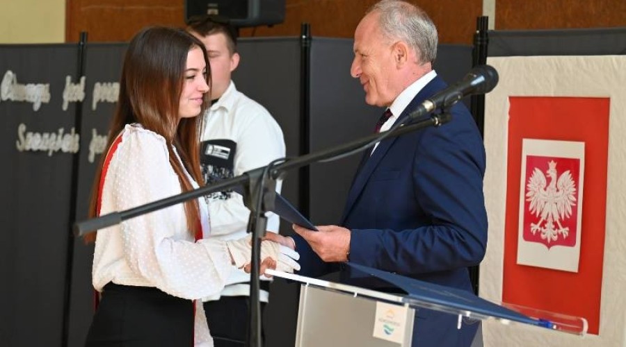 zakonczenie roku szkolnego zespol szkol 2023- 2024 (16)