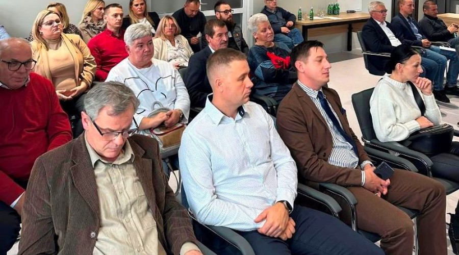 sesja rady miejskiej nowy dwór gd.jpg (6)