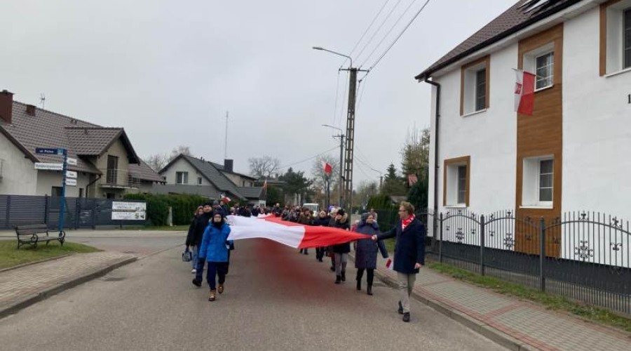 Mieszkańcy Gminy Sztutowo uczcili Święto Niepodległości (6)