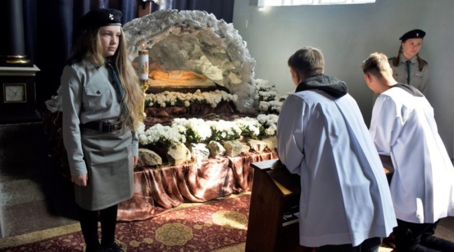 harcerze straż kościół stegna05