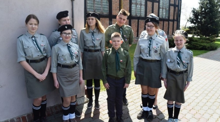 harcerze straż kościół stegna09