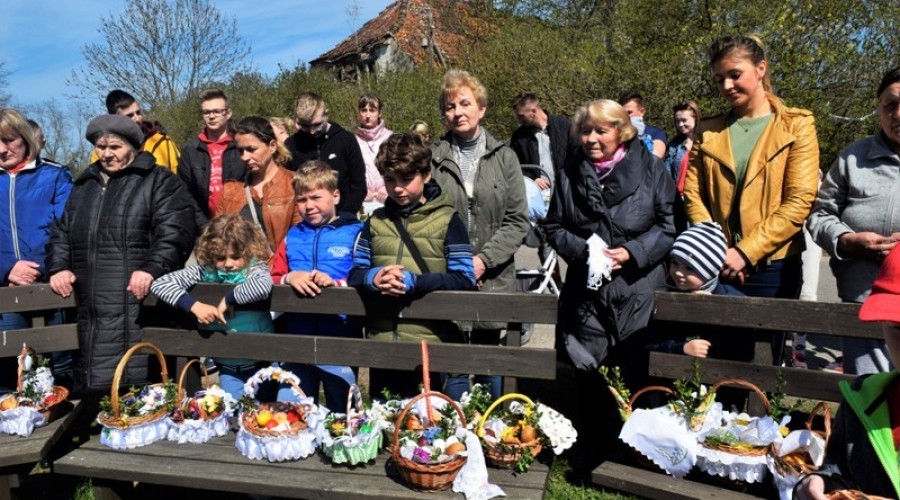 Święcenie pokarmów Rybina 2019 (1,1) (4)