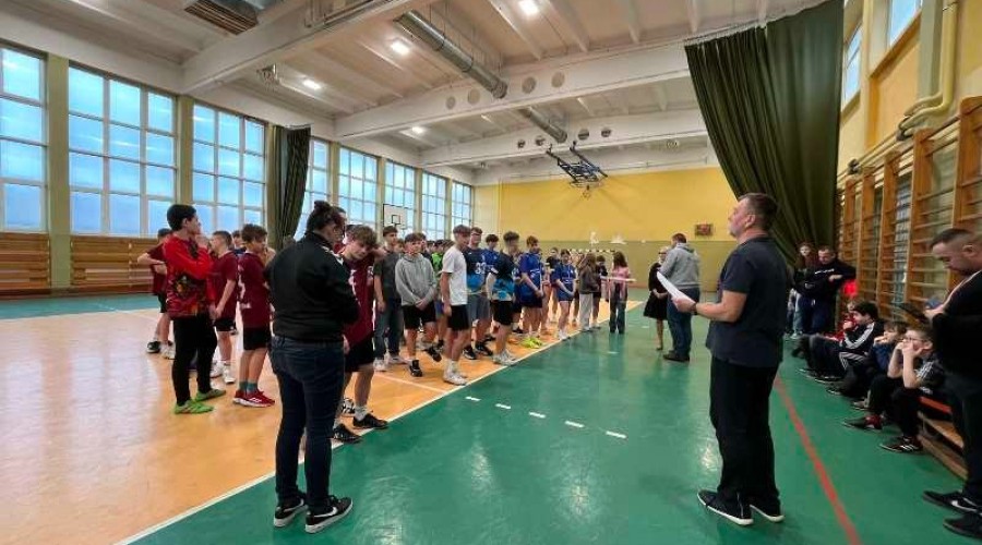 Mistrzostwa Powiatu w Piłce Ręcznej w Sztutowie (2)