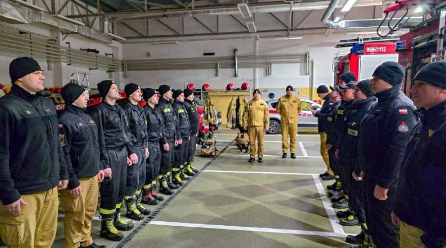 Przejście na zaopatrzenie emerytalne asp. Krzysztofa Ćwieka - Zastępcy Dowódcy Jednostki Ratowniczo Gaśniczej (2)