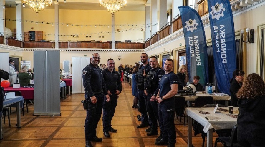 policja targi pracy (10)