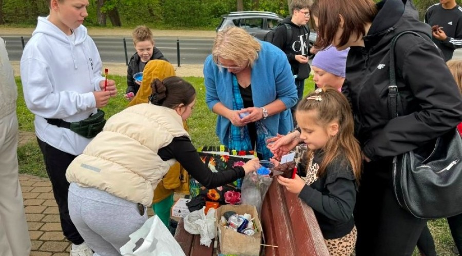 Międzypokoleniowe Spotkanie Dzieci i Seniorów w Krynicy Morskiej (2)