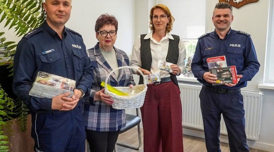Spotkanie w Urzędzie Gminy Stegna z przedstawicielami Policji