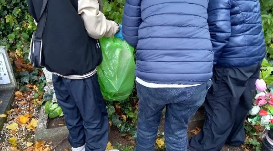 sprzatanie cmentarzy (5)