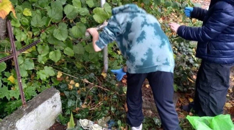 sprzatanie cmentarzy (9)