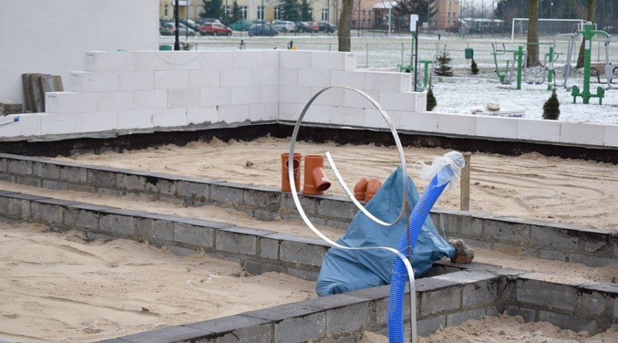 Budowa szatni z zapleczem sanitarnym na miejskich obiektach sportowych. (2)