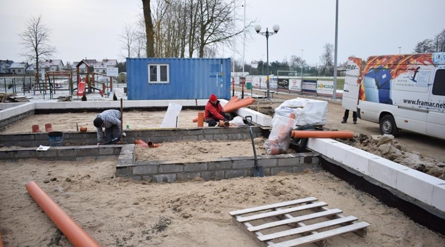 Budowa szatni z zapleczem sanitarnym na miejskich obiektach sportowych. (4)