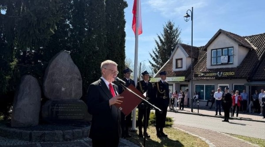 Uroczyste obchody Święta Narodowego Konstytucji 3 Maja w Nowym Dworze Gdańskim  (1)