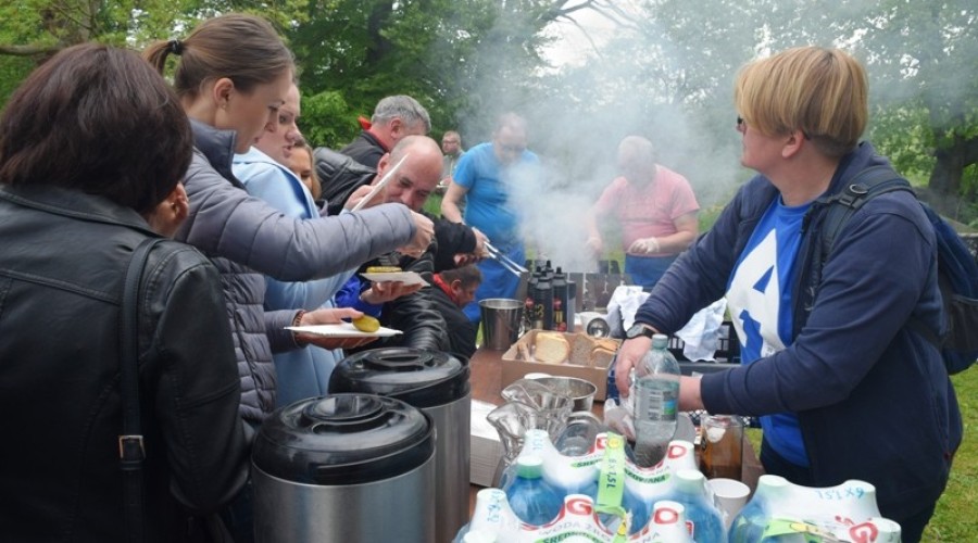 Niebieski piknik autyzm (99)