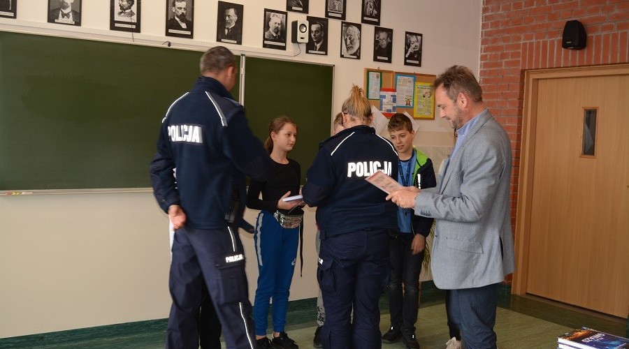 Powiatowy turniej bezpieczeństwa ruchu drogowego (1)