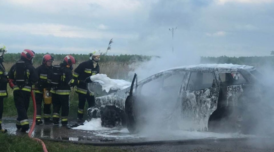 pożar samochodu osłonka (9)