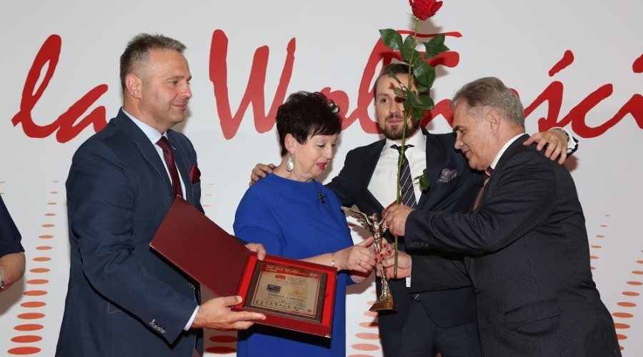 wójt ewa dąbska wójt 30-lecia wolności (2)