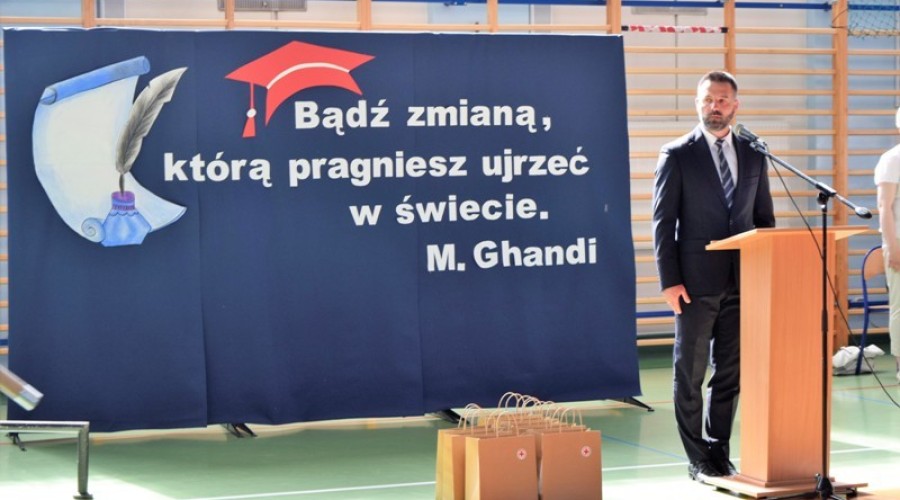 Zakończenie roku szkolnego zespół szkół nr 1 ndg (21)