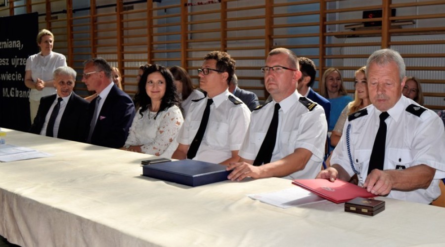 Zakończenie roku szkolnego zespół szkół nr 1 ndg (4)