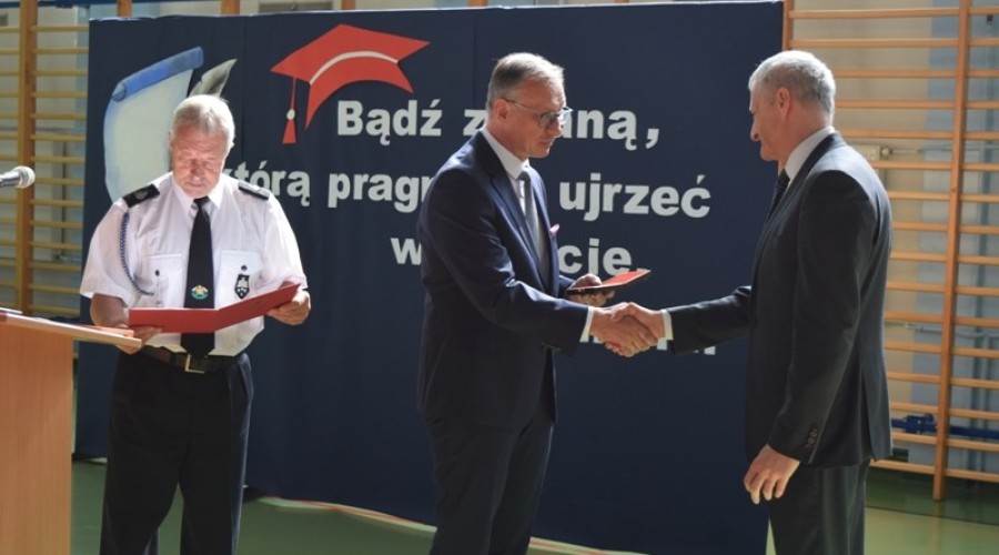 Zakończenie roku szkolnego zespół szkół nr 1 ndg (49)