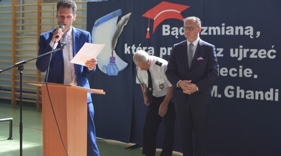 Zakończenie roku szkolnego zespół szkół nr 1 ndg (68)