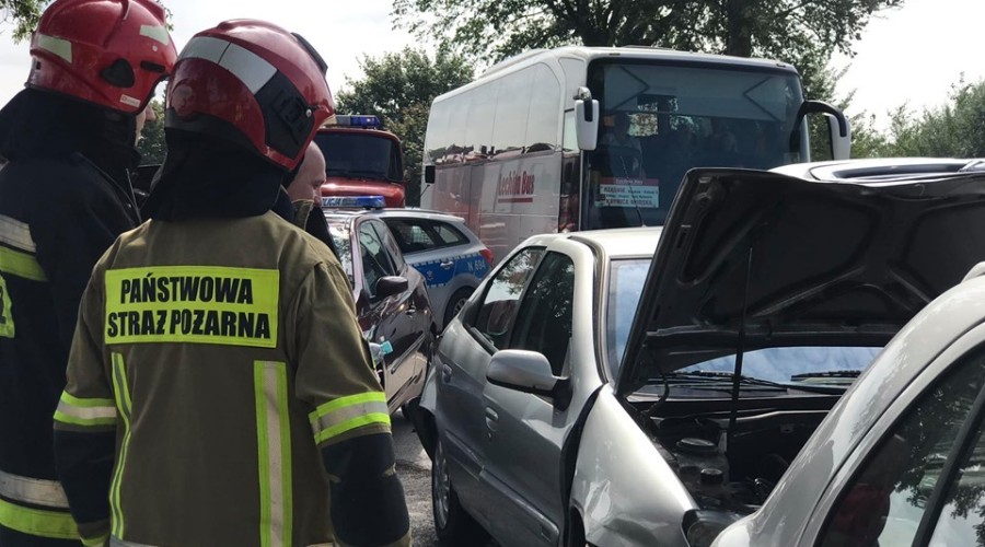 kolizja 4 aut tujsk (15)