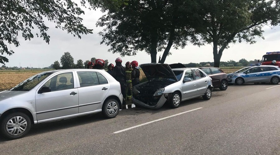 kolizja 4 aut tujsk (2)