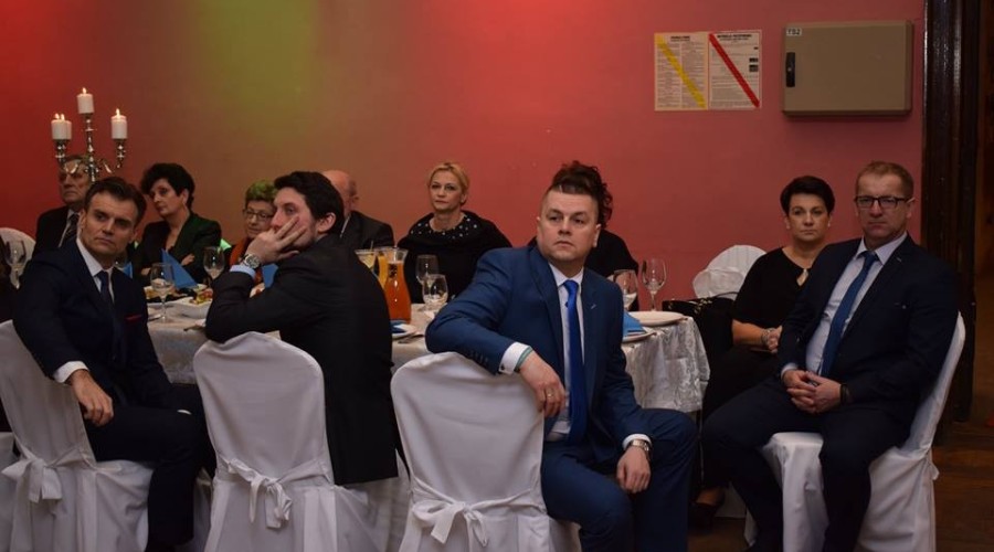 studniówka liceum 2019 r (21)