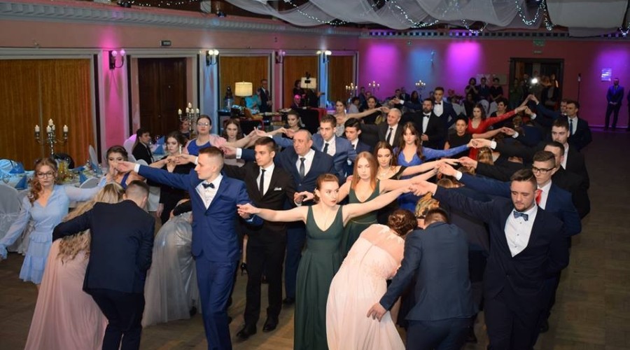 studniówka liceum 2019 r (9)