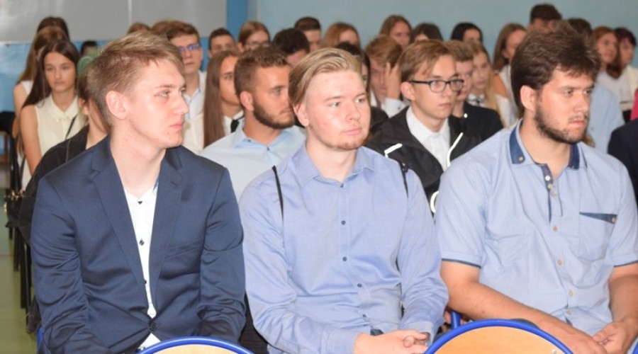 poczatek roku szkolnego liceum zs nr 1 (38)