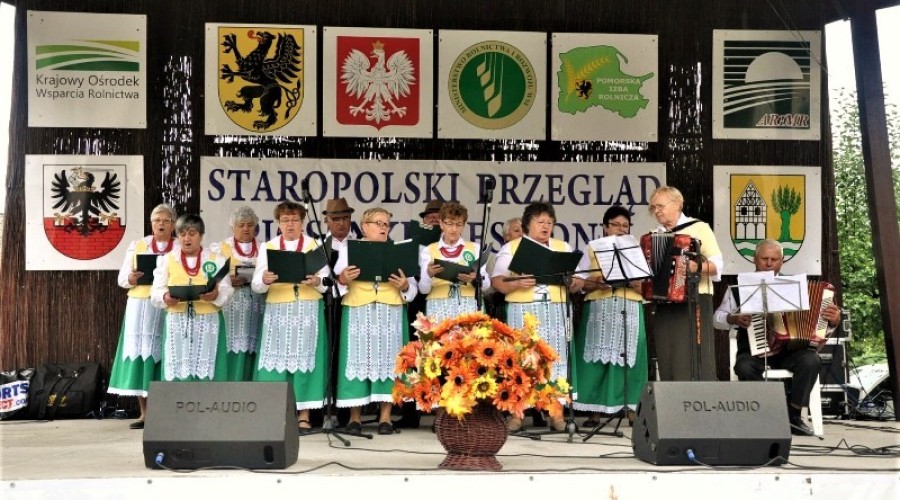 Staropolski Przegląd Piosenki Biesiadnej w Starym Polu (6)