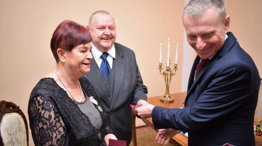 Państwo Zofia i Marek Załuga świętowali Złote Gody (1)