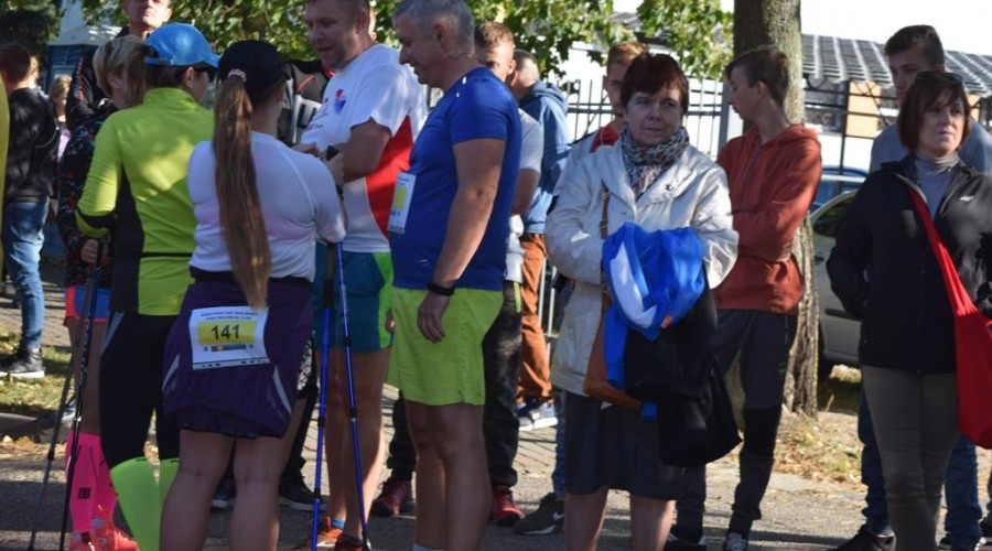 bursztynowy-bieg-i-marsz-nordic-walking-w-sztutowie018