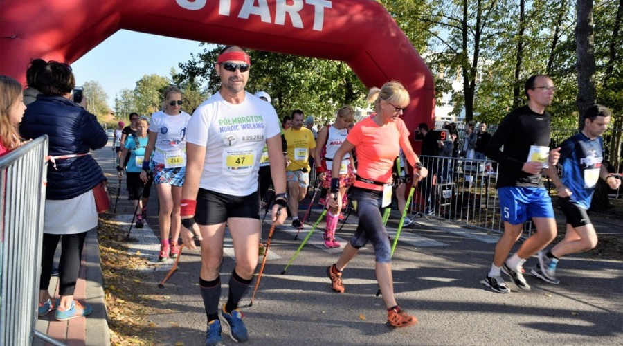 bursztynowy-bieg-i-marsz-nordic-walking-w-sztutowie026