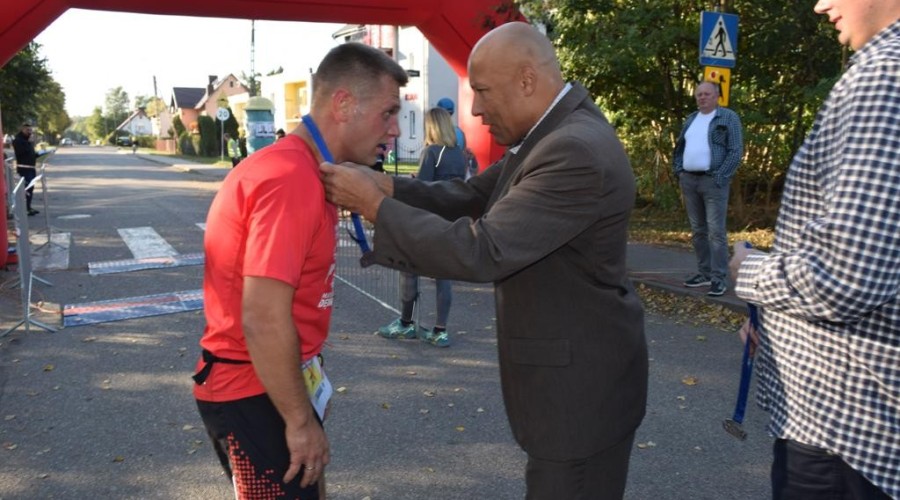 bursztynowy-bieg-i-marsz-nordic-walking-w-sztutowie059