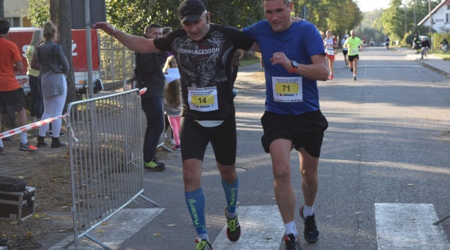 bursztynowy-bieg-i-marsz-nordic-walking-w-sztutowie076