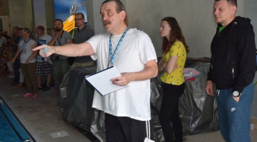 Międzyszkolne zawody pływackie stegna (12)