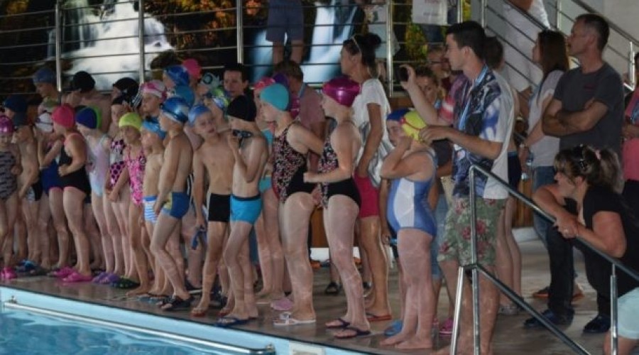 Międzyszkolne zawody pływackie stegna (15)