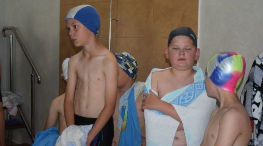 Międzyszkolne zawody pływackie stegna (17)