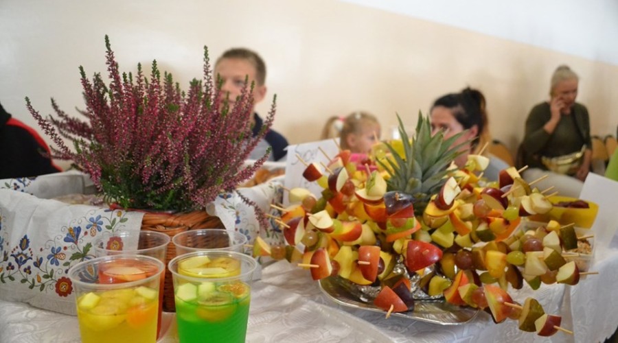 71567989_985328915163889_6623613665272659968_n