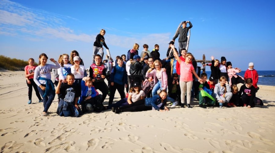 sprzatanie plaży jantar (2)